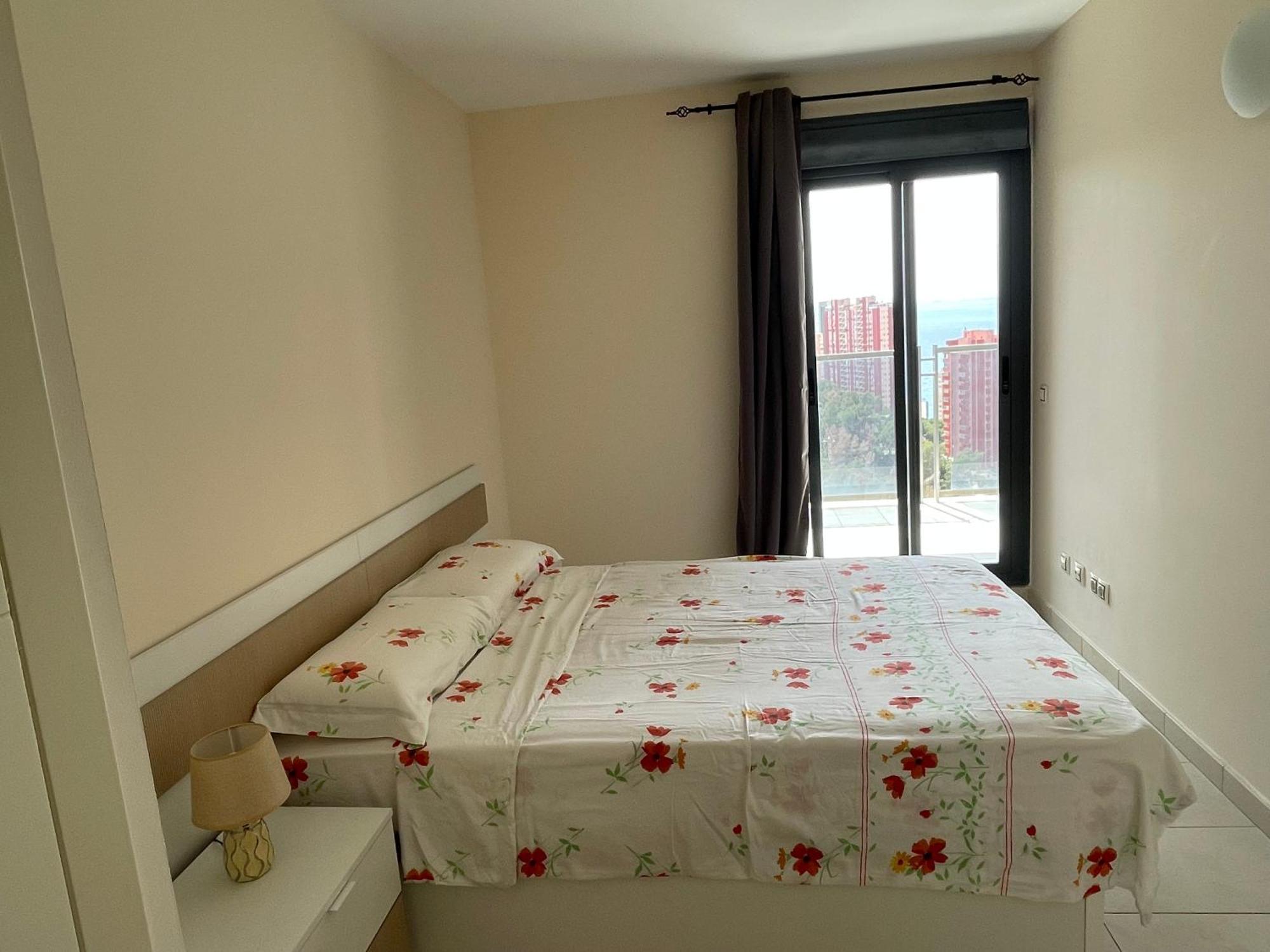 Apartamento Con Vistas Y Bien Ubicado Renovado ベニドルム エクステリア 写真